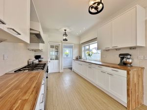 Photo 15- click for photo gallery